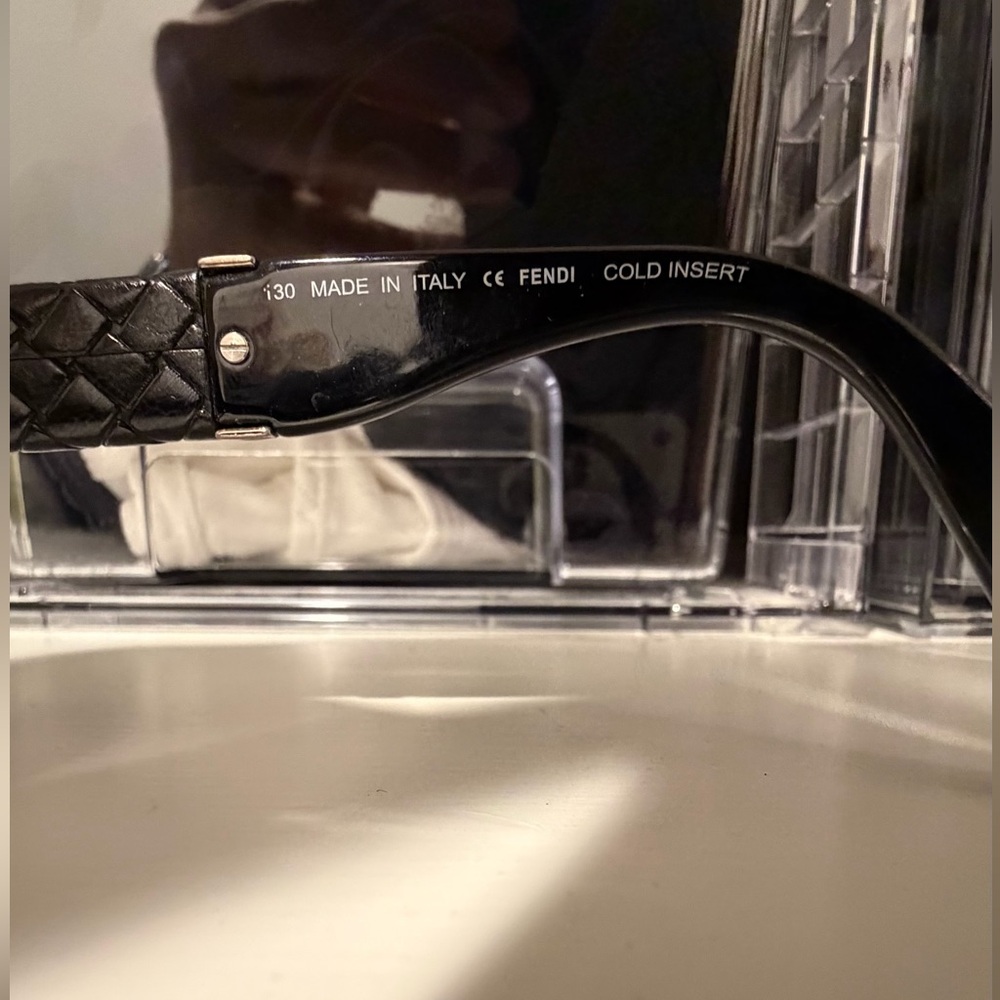 Fendi FS445 Black Quilted Sunglasses - Picture 6 of 9